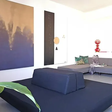 Art Gallery With Terrace * Olbia