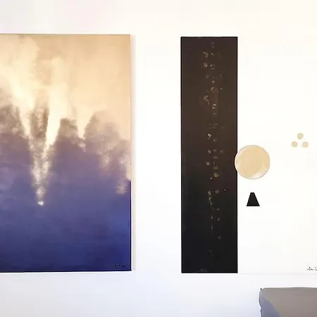 Art Gallery With Terrace *